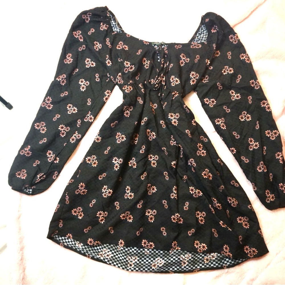 Long sleeves mini dress